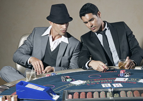 Du pokerio žaidėjai